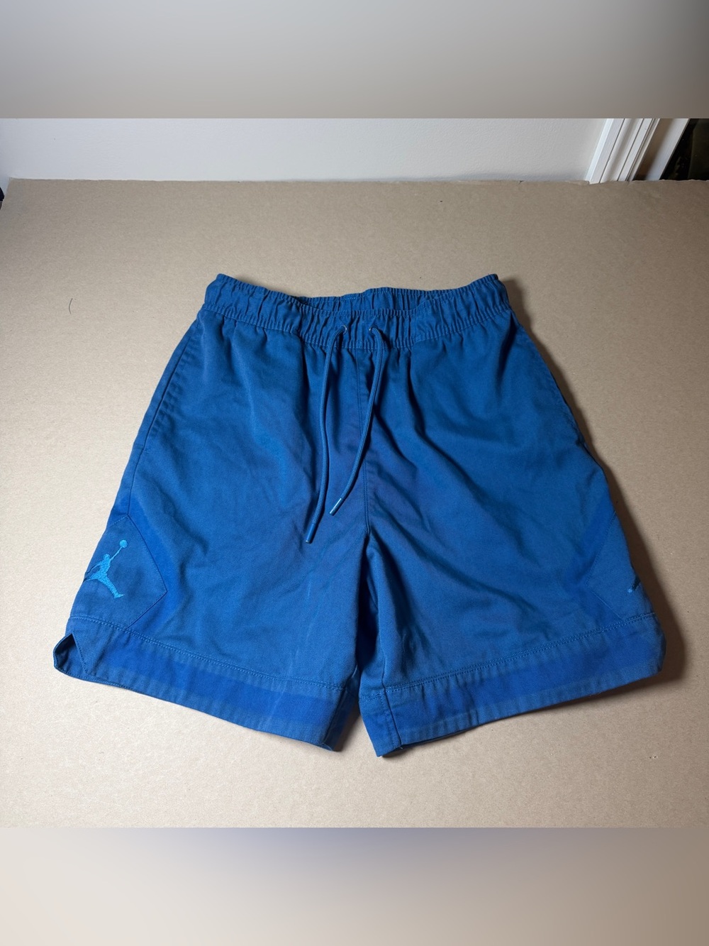 Nike Jordan Men Small 7" Essential Statement Washed Diamond Shorts blue